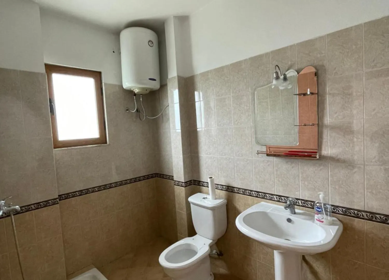 Mataj Apartment Vlore